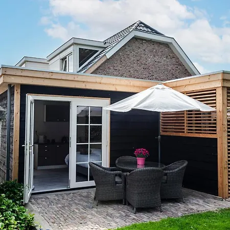 Pit-stop Apartment *